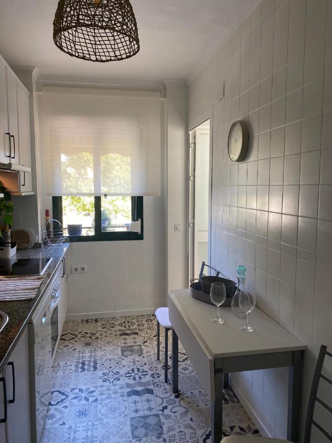 Acogedor apartamento en pleno corazón de Triana Sevilla Exterior foto