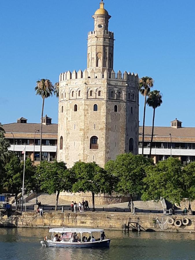 Acogedor apartamento en pleno corazón de Triana Sevilla Exterior foto